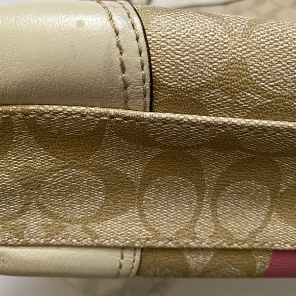 Coach Chelsea Heritage Pink and Tan . F14477 tote bag. - Picture 7 of 10